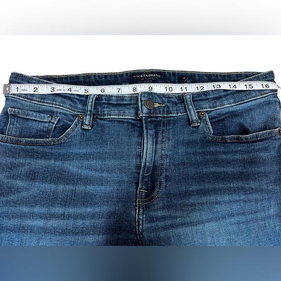 Lucky Brand Bootcut Mid Rise Jeans Size 14 RN80318 Sweet Boot - Picture 3 of 9